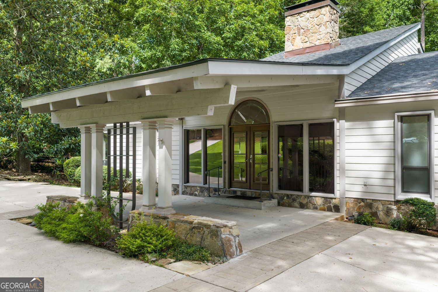 110 River Landing