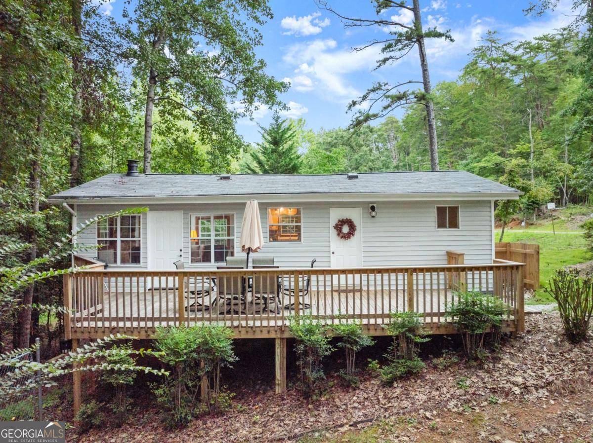 4243 Perry DR