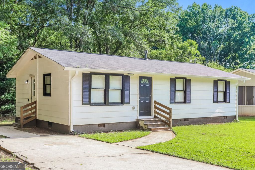 Photo of 230 King Boulevard, McDonough, GA 30253 (MLS # 10663109)