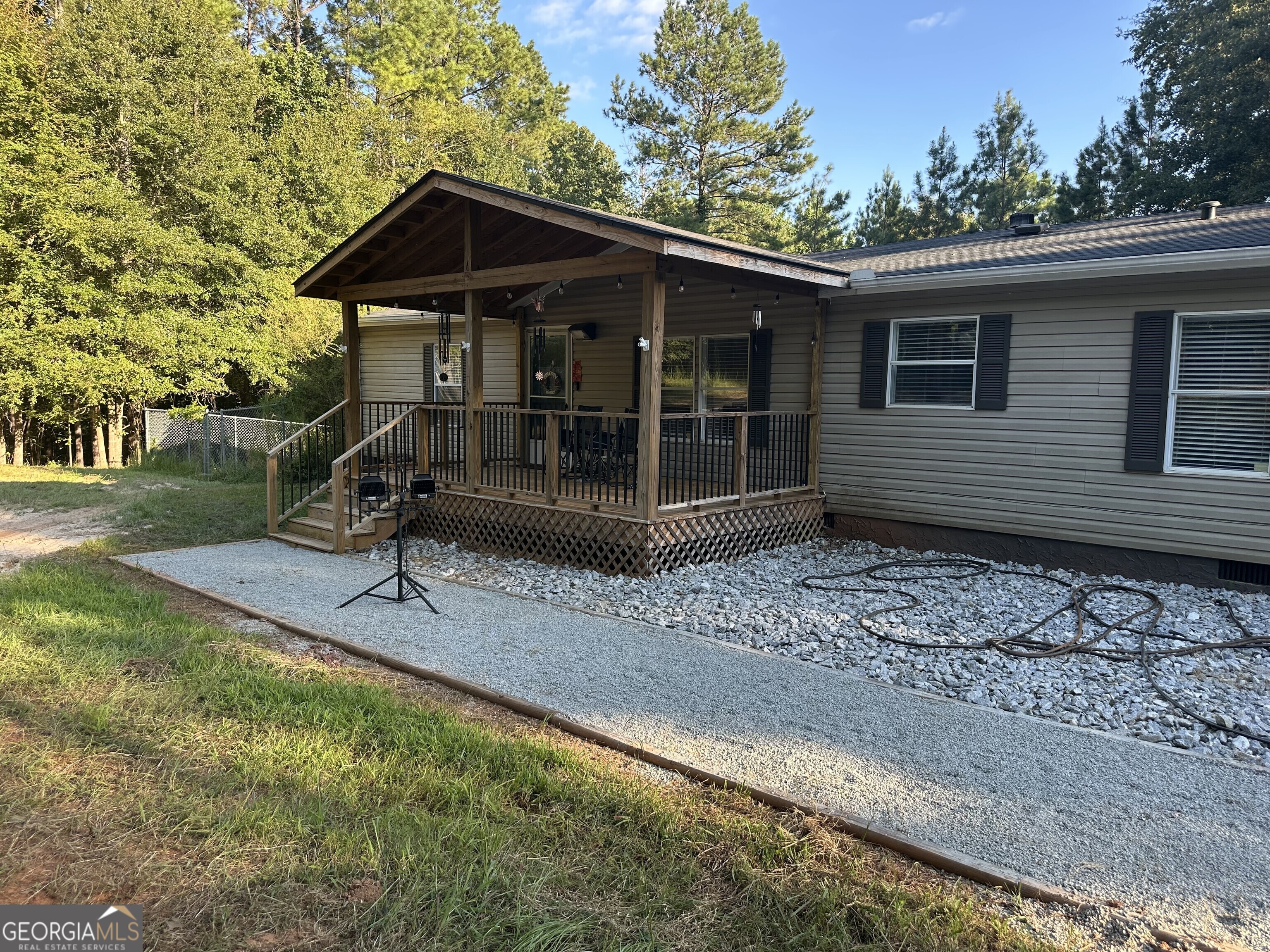 1111 Pintail LN