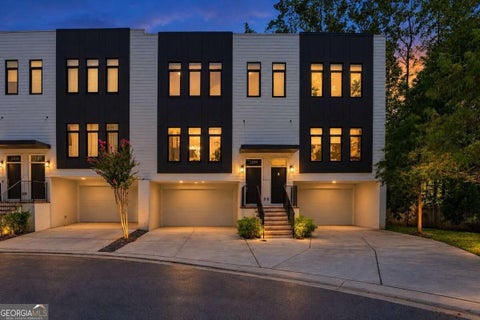 Photo of 1099 Briar Cove Circle NE, Atlanta, GA 30329 (MLS # 10849162)