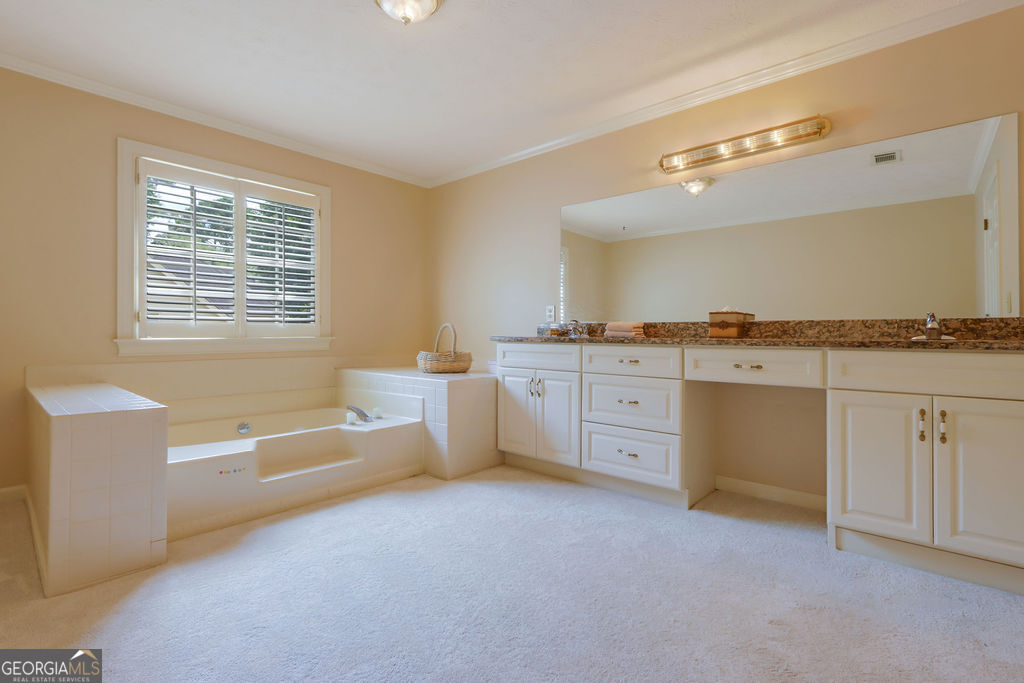 Coopers Pond - Residential