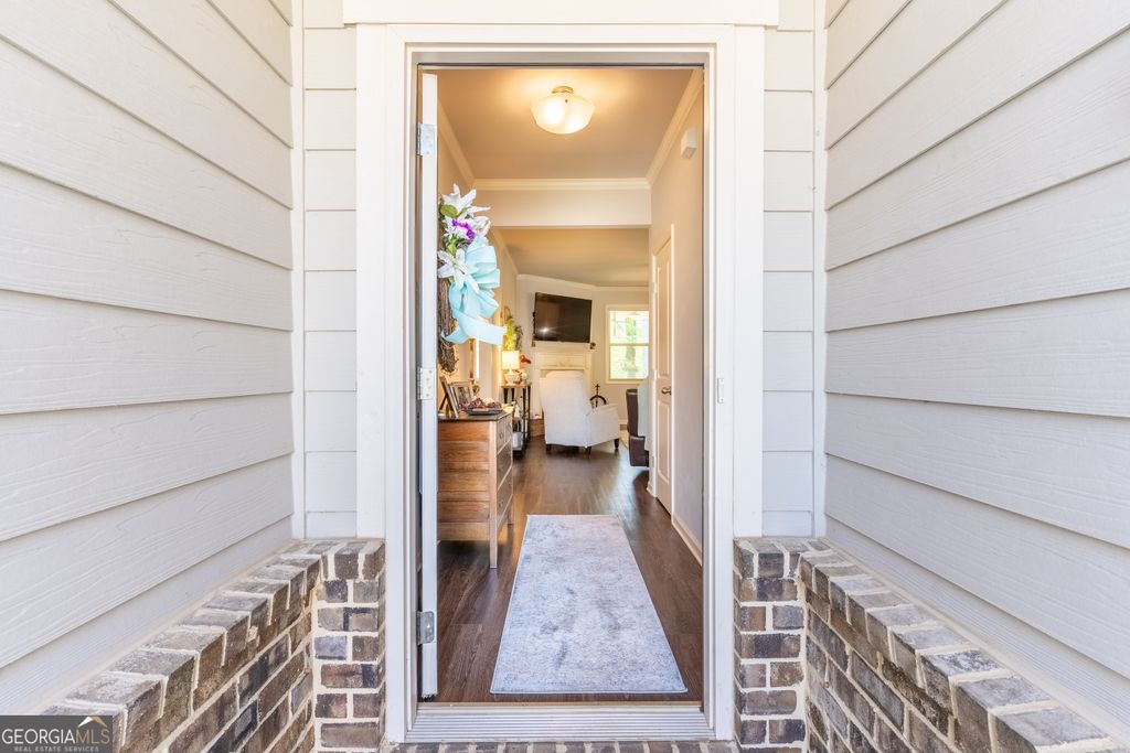 Photo of 1079 Kingswood Way, Hoschton, GA 30548 (MLS # 10727251)