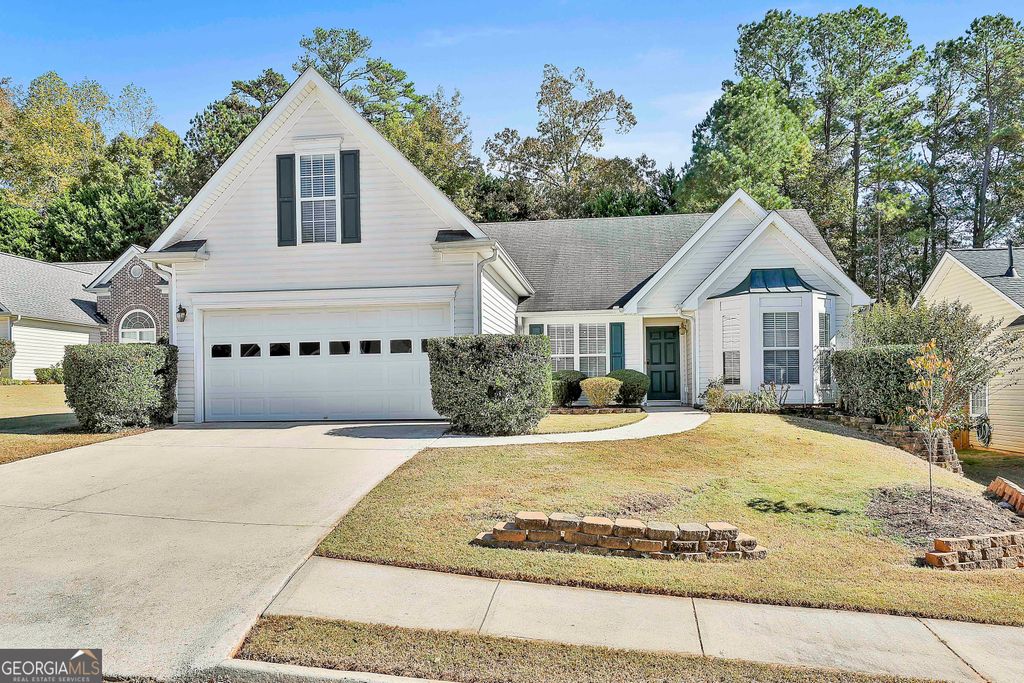 Photo of 14 Tillbrook Trail, Newnan, GA 30265 (MLS # 10711274)