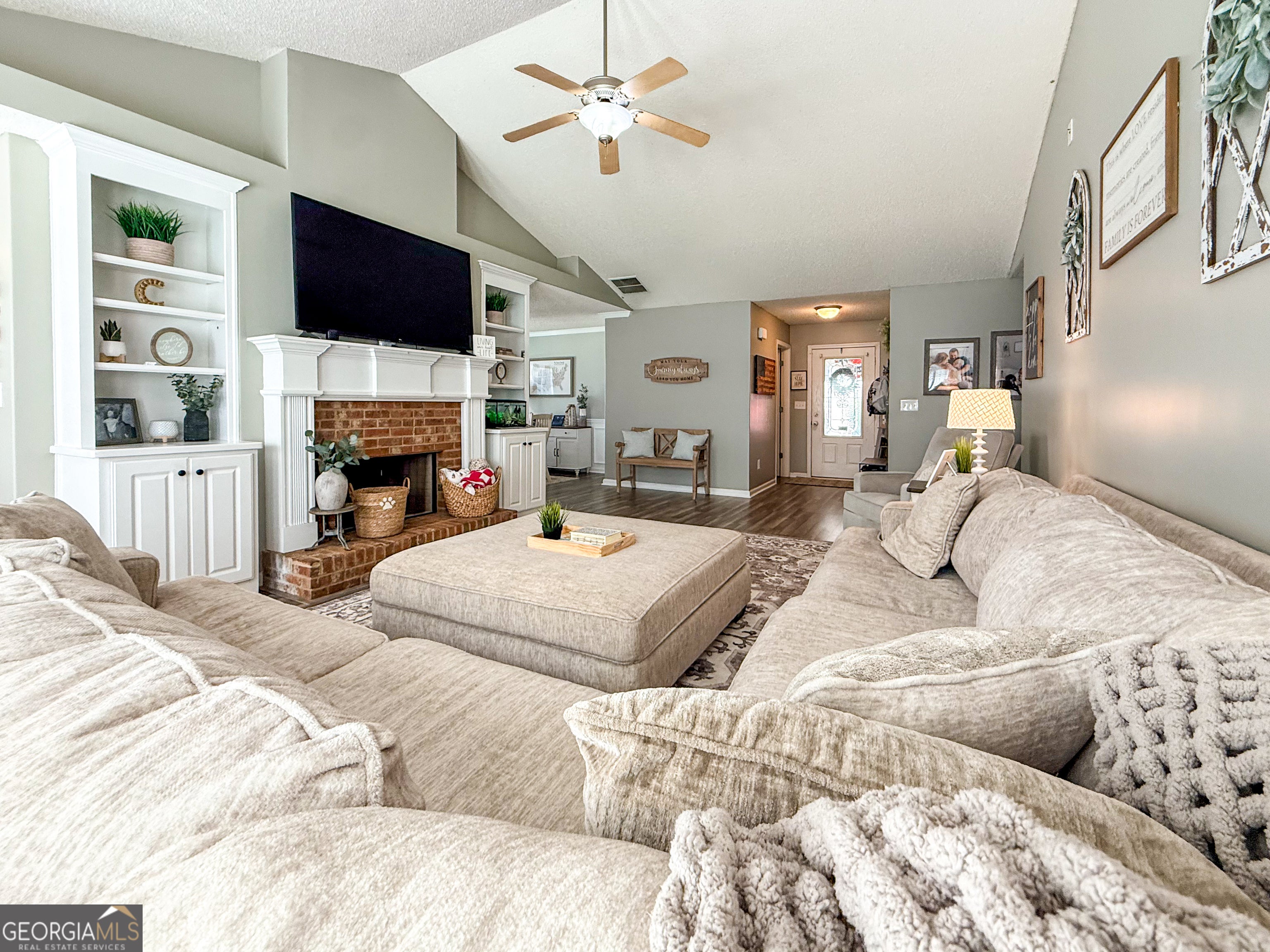 255 River Mist CIR