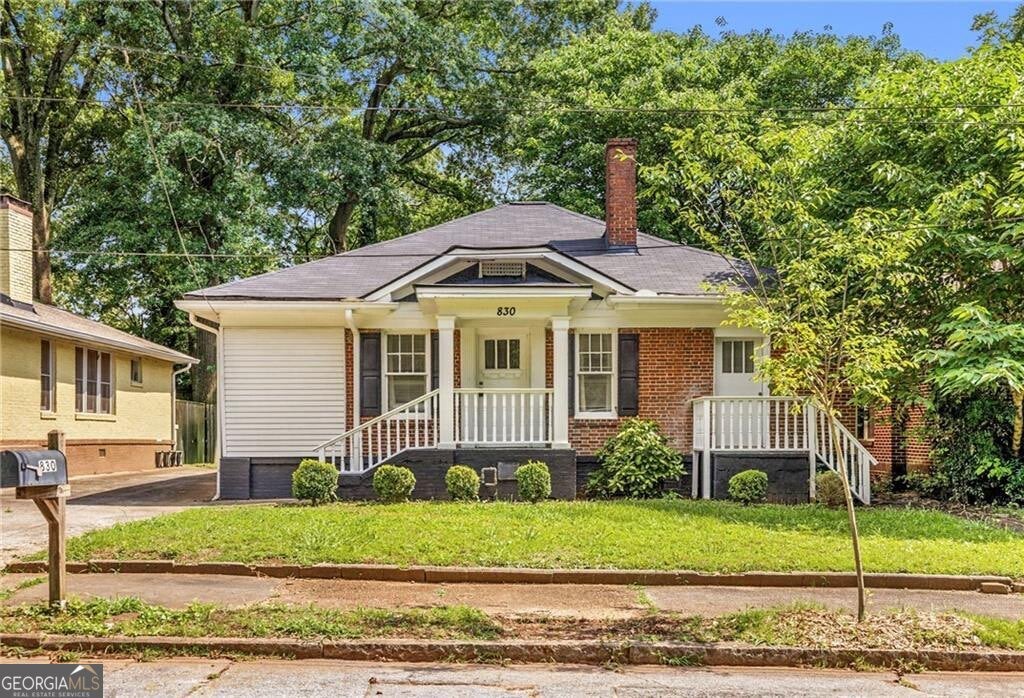 Photo of 830 Hartford Place SW, Atlanta, GA 30310 (MLS # 10792424)