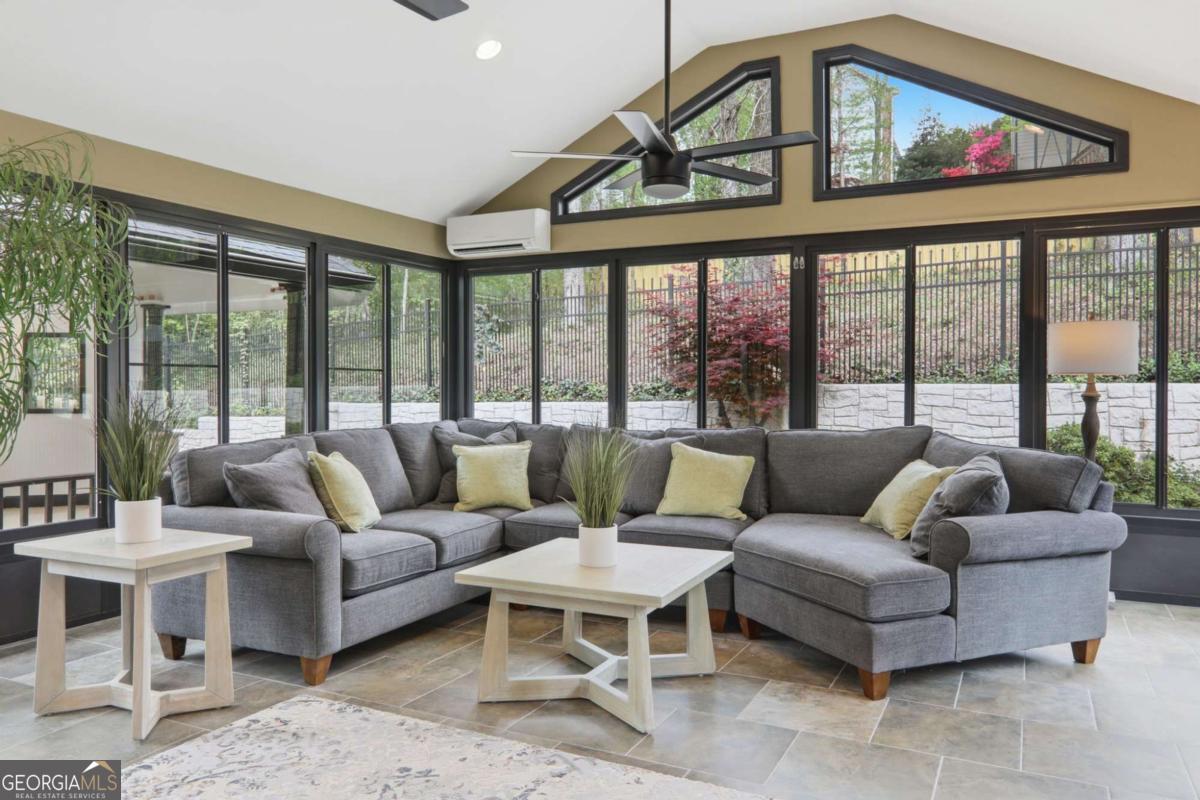 4061 Laurel Ridge TRL SE