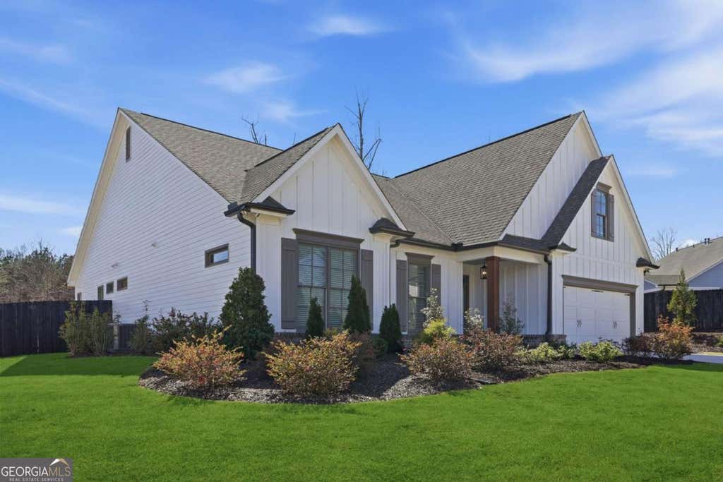 Photo of 6535 Serene Way, Dawsonville, GA 30534 (MLS # 10776939)