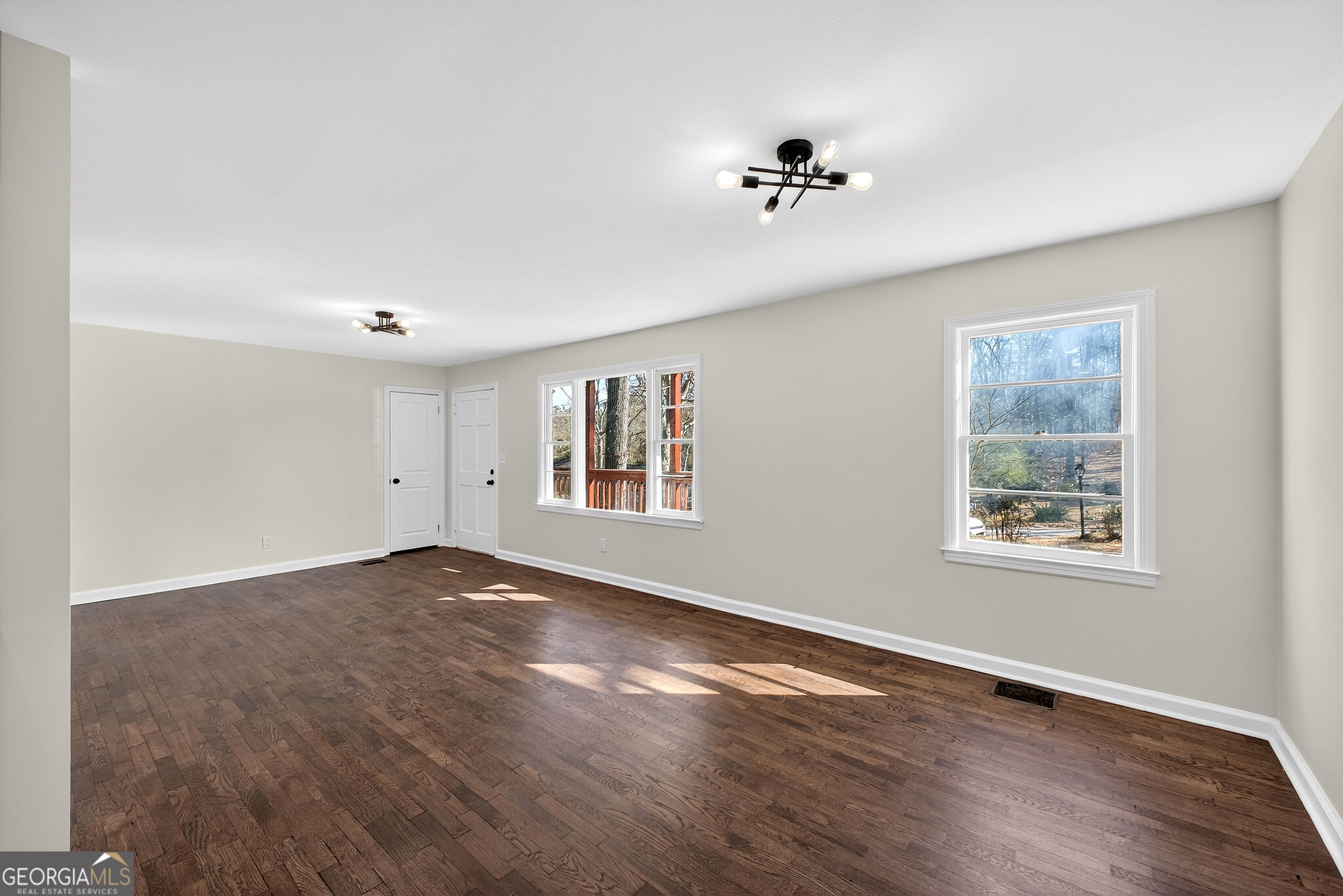 5800 Crabapple DR SW