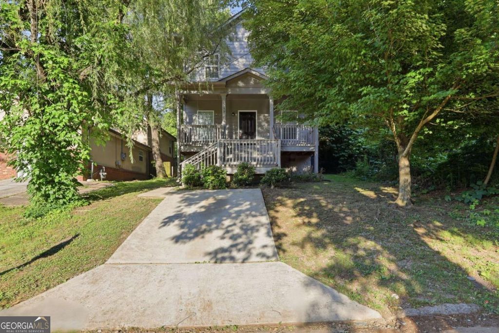 Photo of 1749 Givens Street NW, Atlanta, GA 30318 (MLS # 10767239)