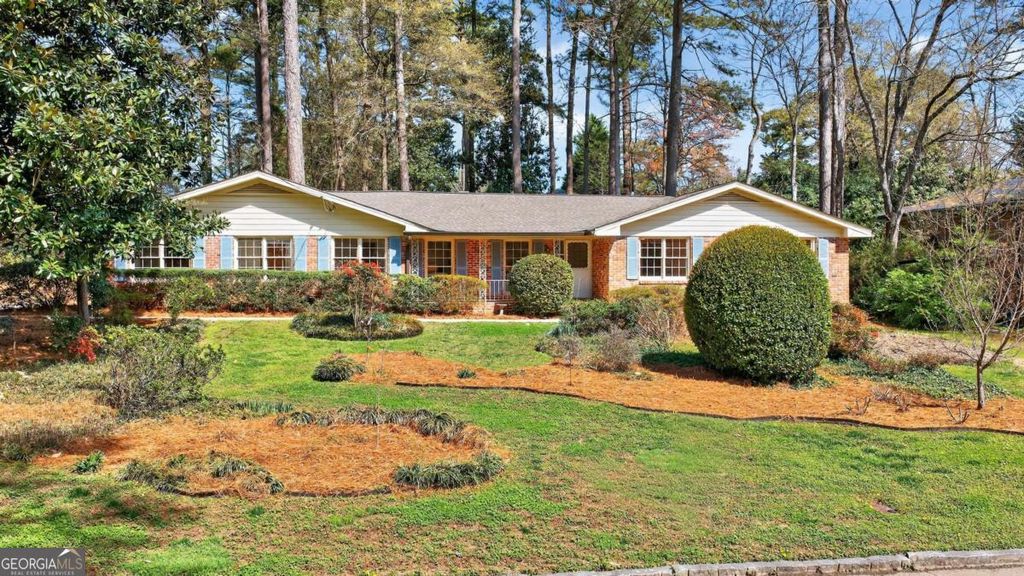 Photo of 2075 Lavista Circle, Tucker, GA 30084 (MLS # 10708571)