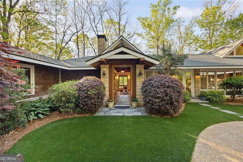 188 Covered Bridge DR SW