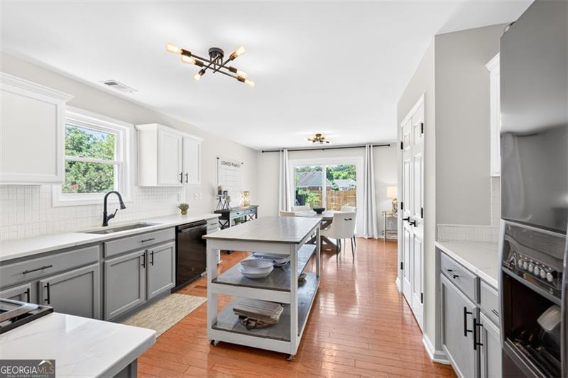 7910 Timberline Overlook
