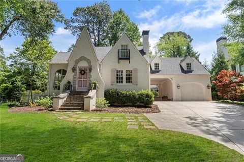 Photo of 2203 Howell Mill Road NW, Atlanta, GA 30318 (MLS # 10763322)