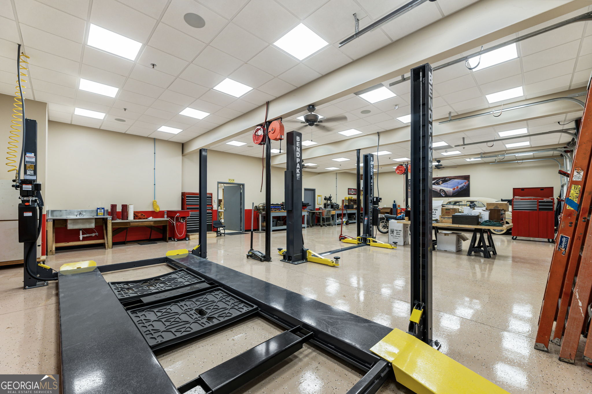 Serenity Lakes - Residential