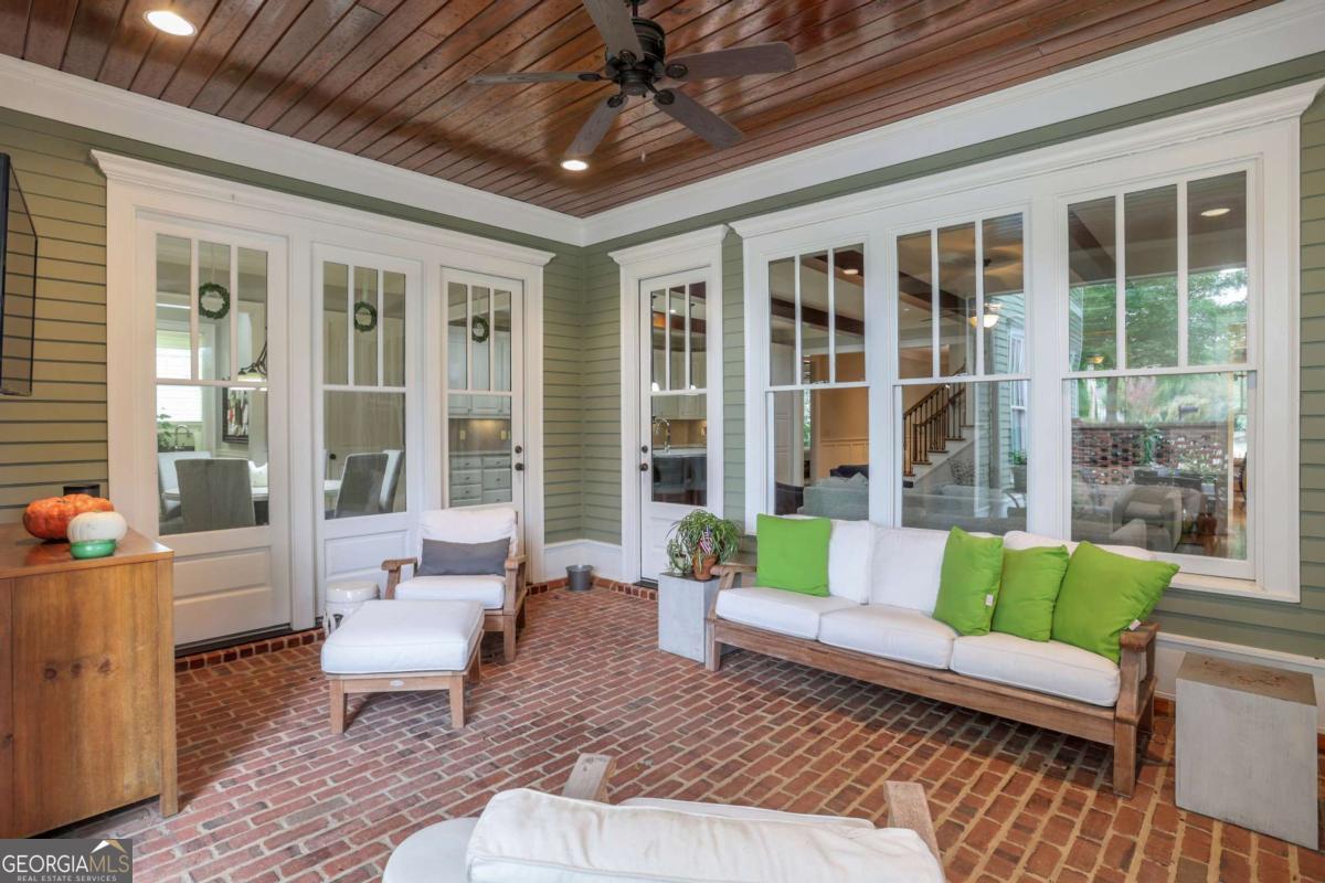 Walnut Grove - Residential