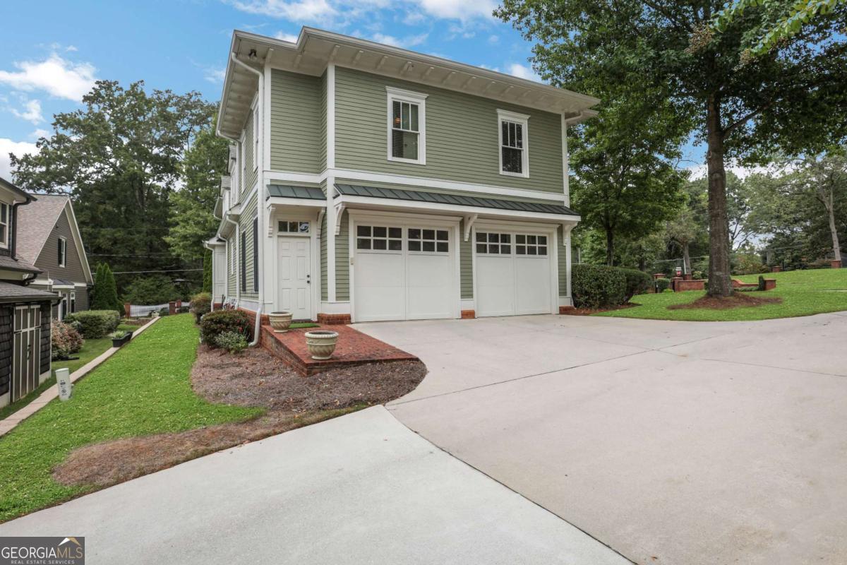 Walnut Grove - Residential