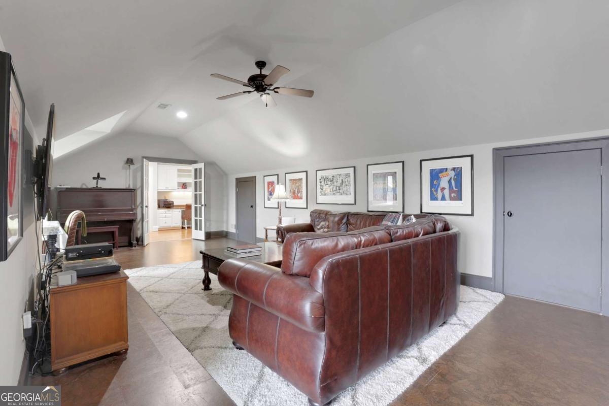 Walnut Grove - Residential