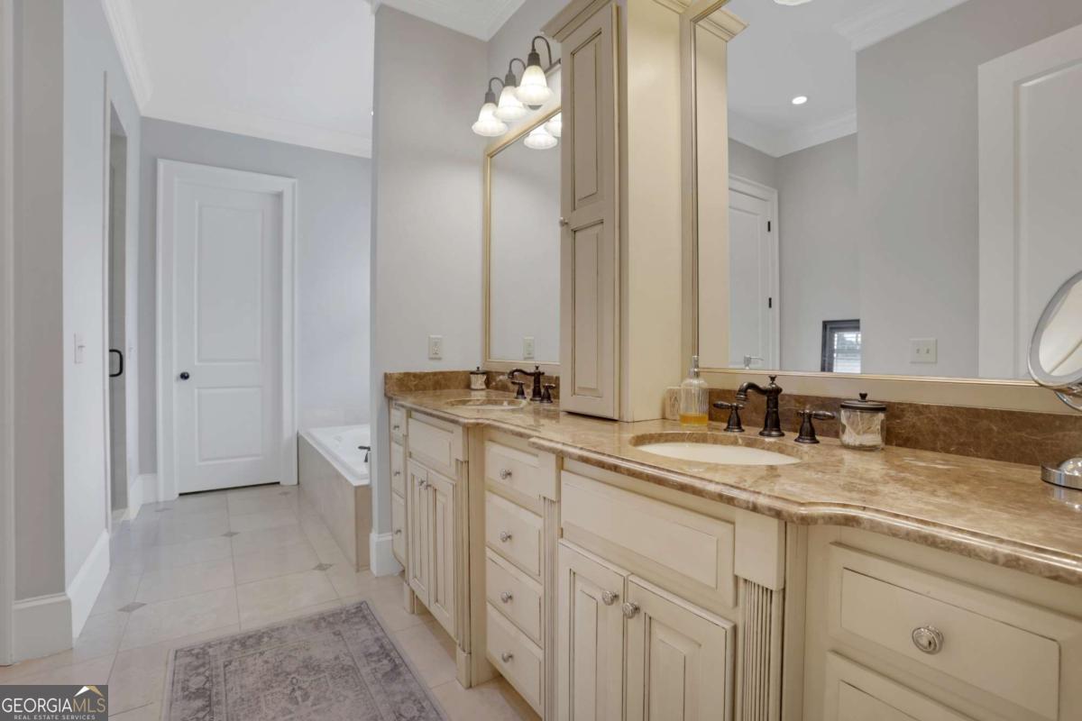 Walnut Grove - Residential