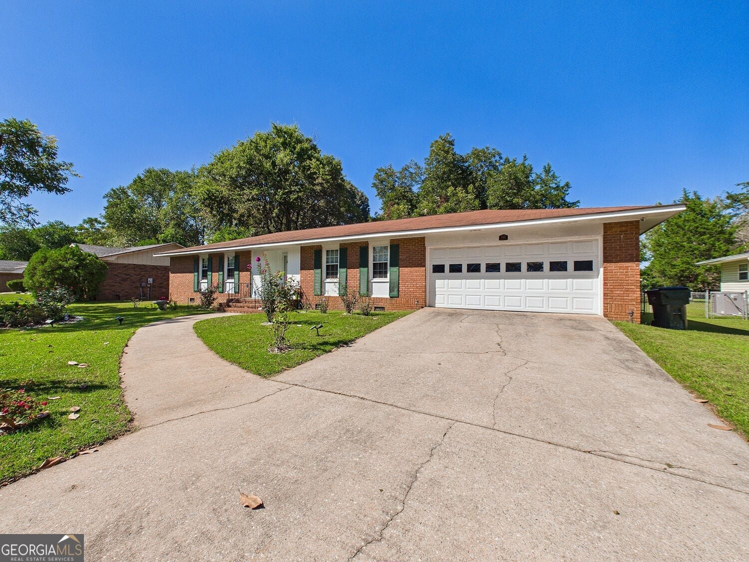 118 Avalon DR