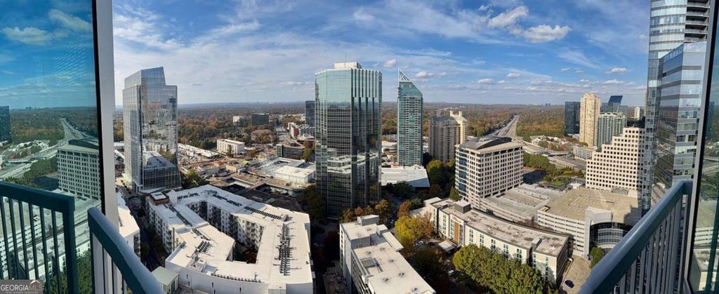 Photo of 3324 Peachtree Road NE #2719, Atlanta, GA 30326 (MLS # 10660724)