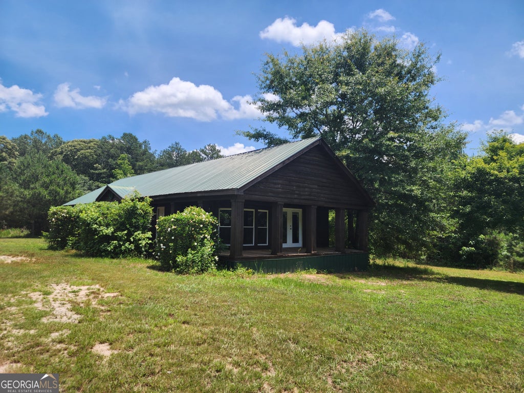 Photo of 405 REDD PAPA PASS PT, Hartwell, GA 30643 (MLS # 10806184)