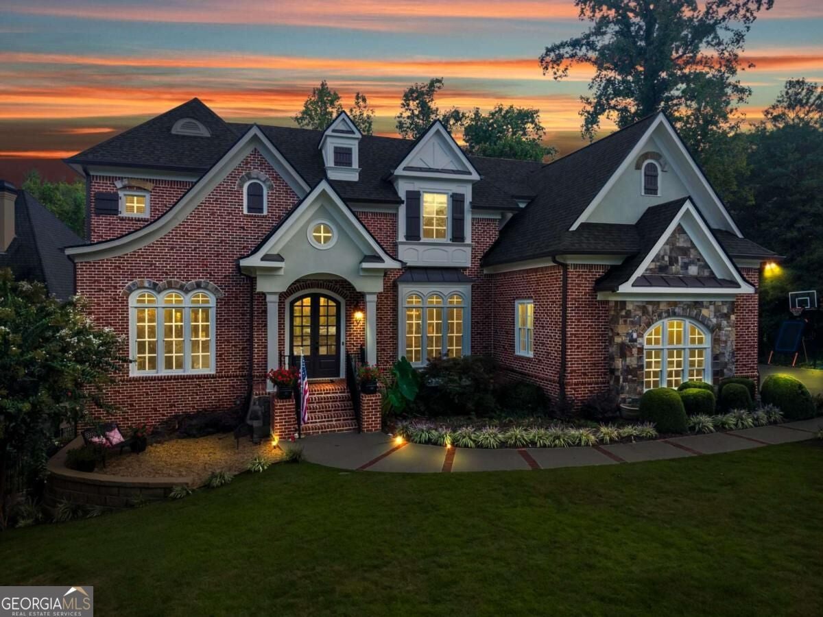 1435 Lanier CT NE