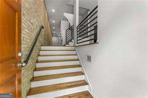 1290 Fernwood CIR NE