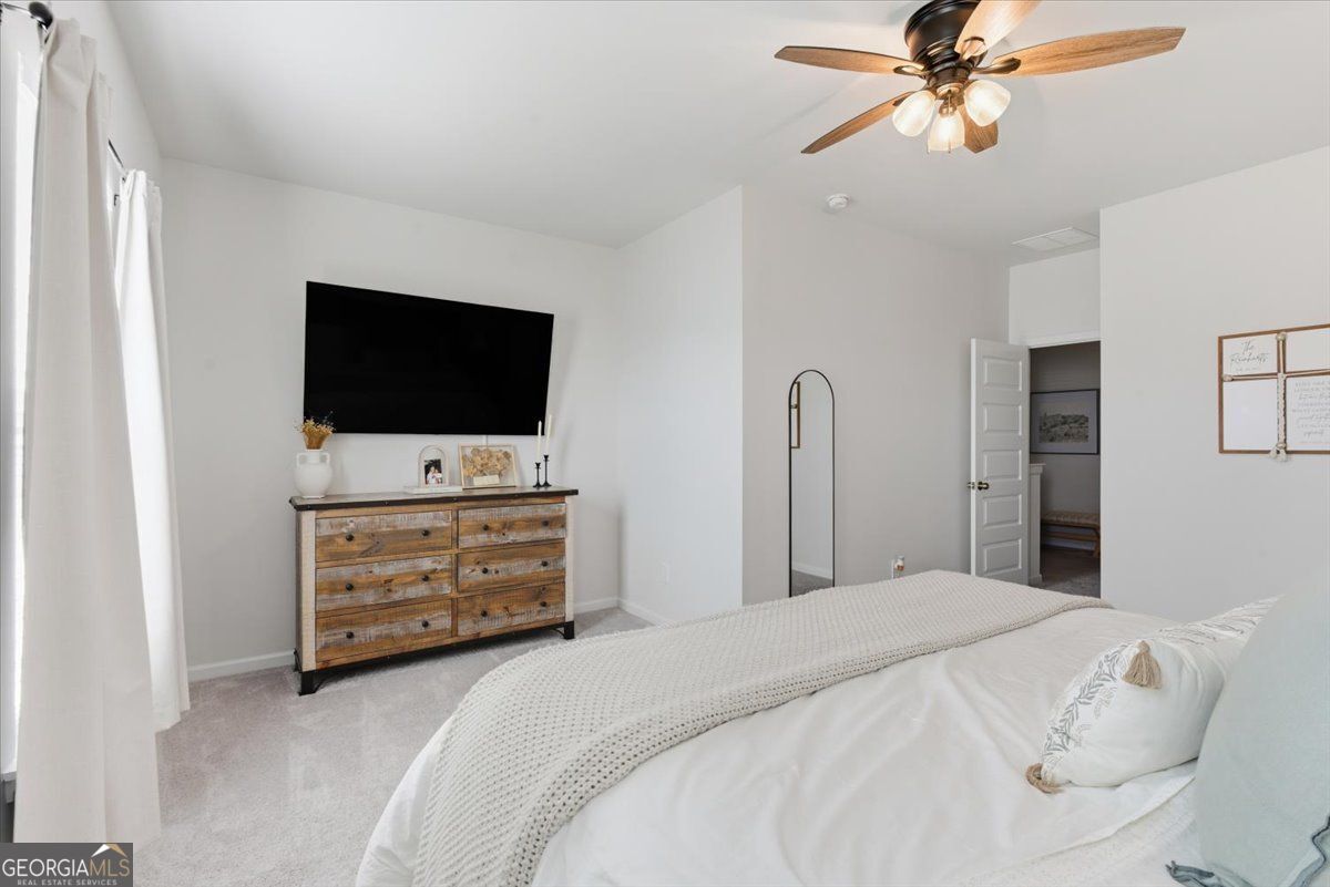 Pinnacle Towns - Residential