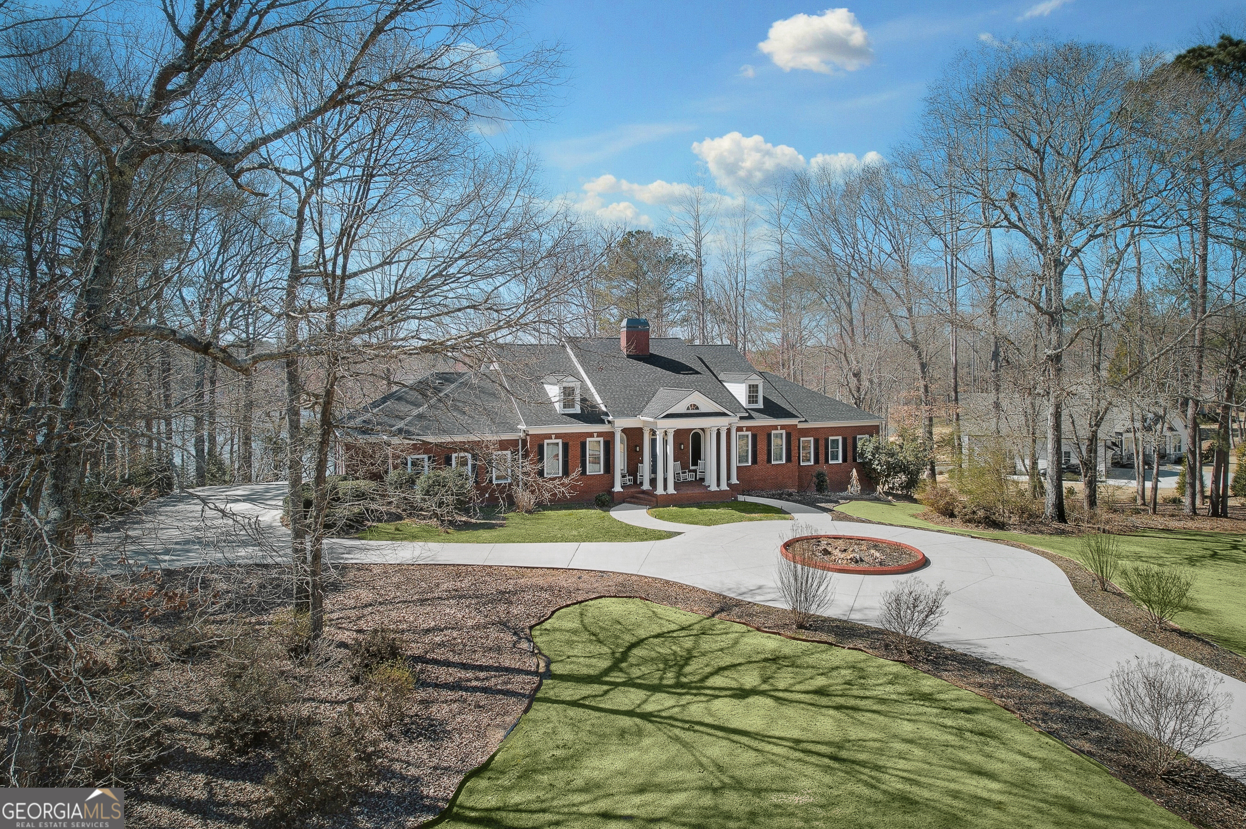 300 Island Cove DR
