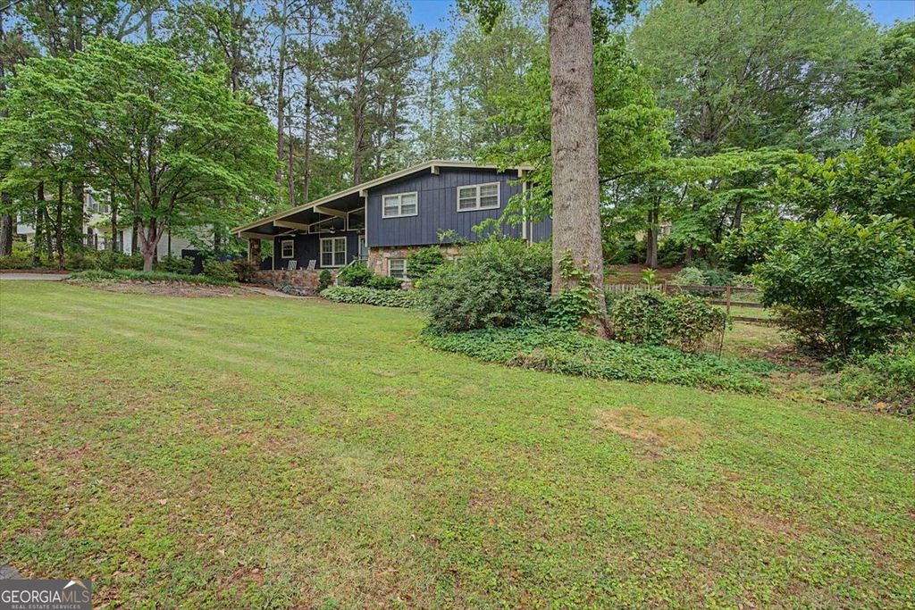 Photo of 107 Lisa Lane, Carrollton, GA 30117 (MLS # 10764163)