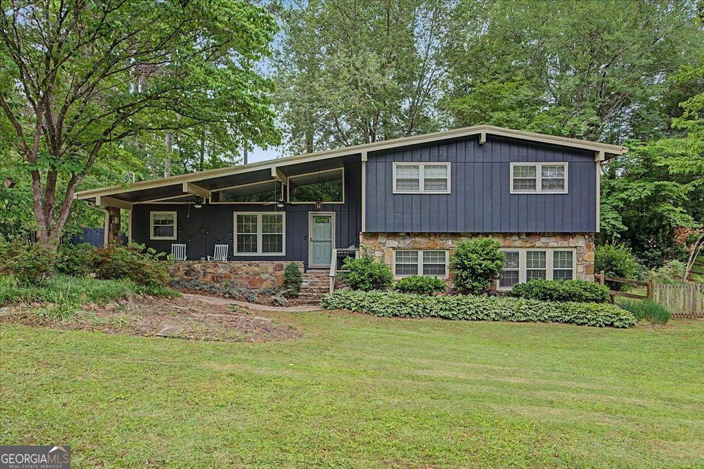 Photo of 107 Lisa Lane, Carrollton, GA 30117 (MLS # 10764163)
