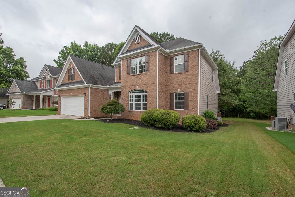 Photo of 11 Neely Run, Newnan, GA 30265 (MLS # 10791822)
