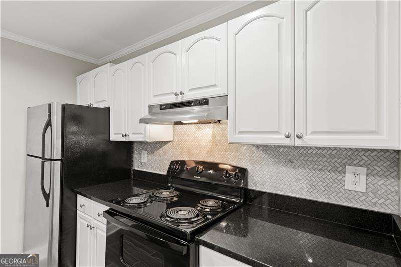 3655 Habersham RD NE A-108