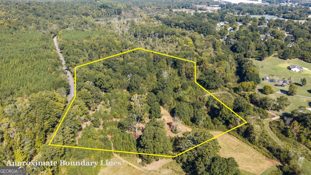 Photo of 150 S Railroad Street, Adairsville, GA 30103 (MLS # 10871103)