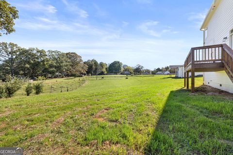 A home in Mount Airy