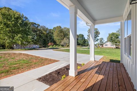 A home in Mount Airy