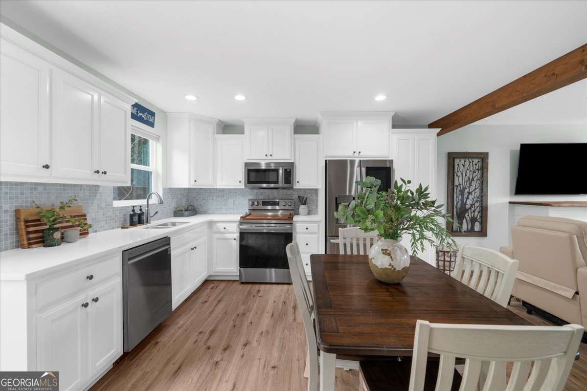 205 Silas RD