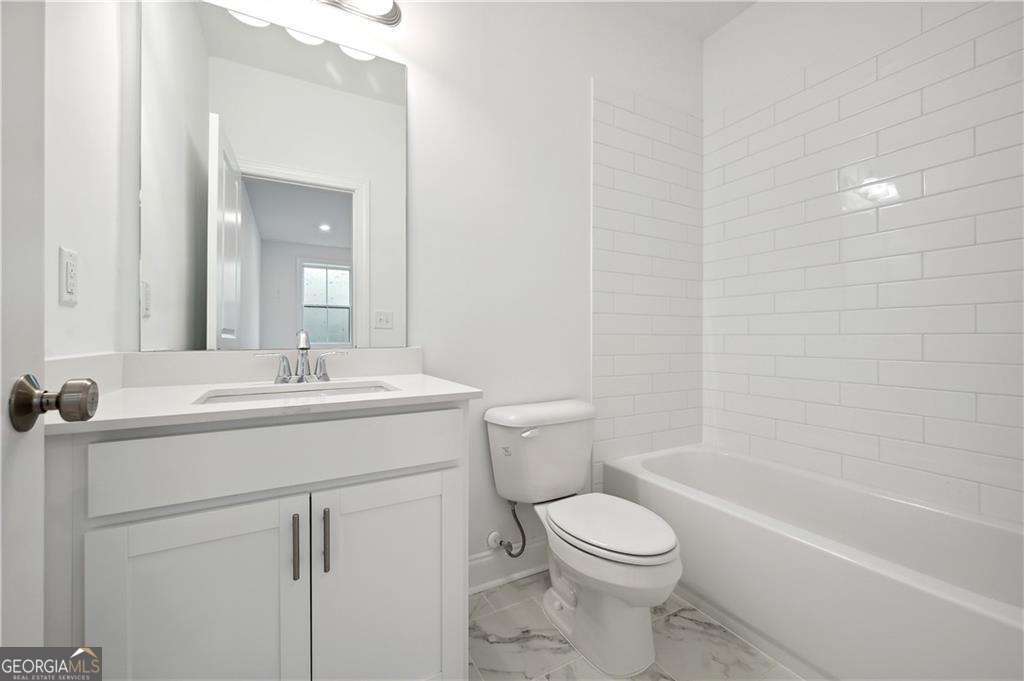 Ecco Park - Residential Lease