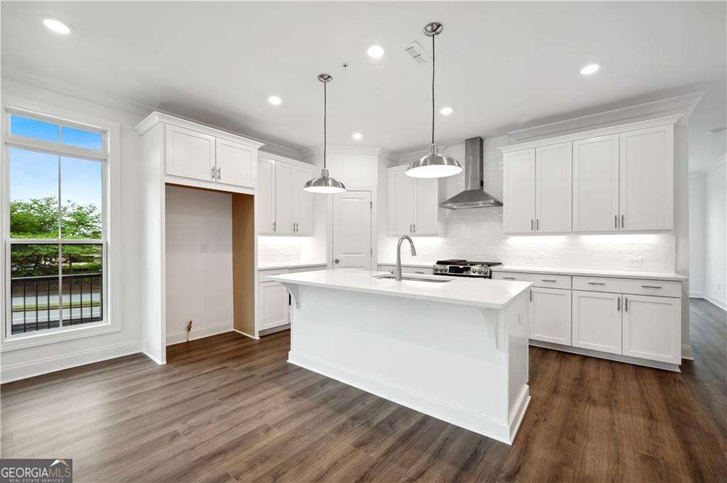 Ecco Park - Residential Lease
