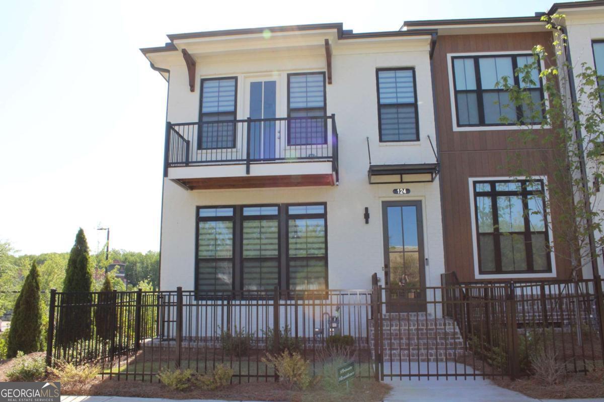 Ecco Park - Residential Lease
