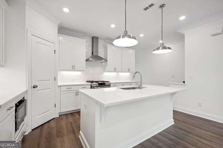 Ecco Park - Residential Lease