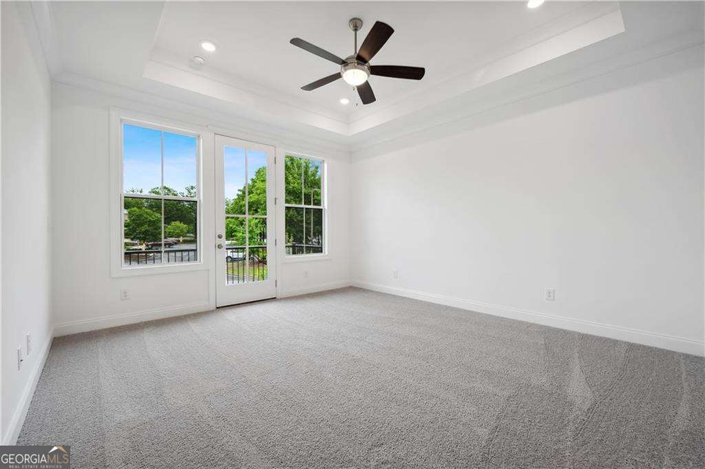 Ecco Park - Residential Lease
