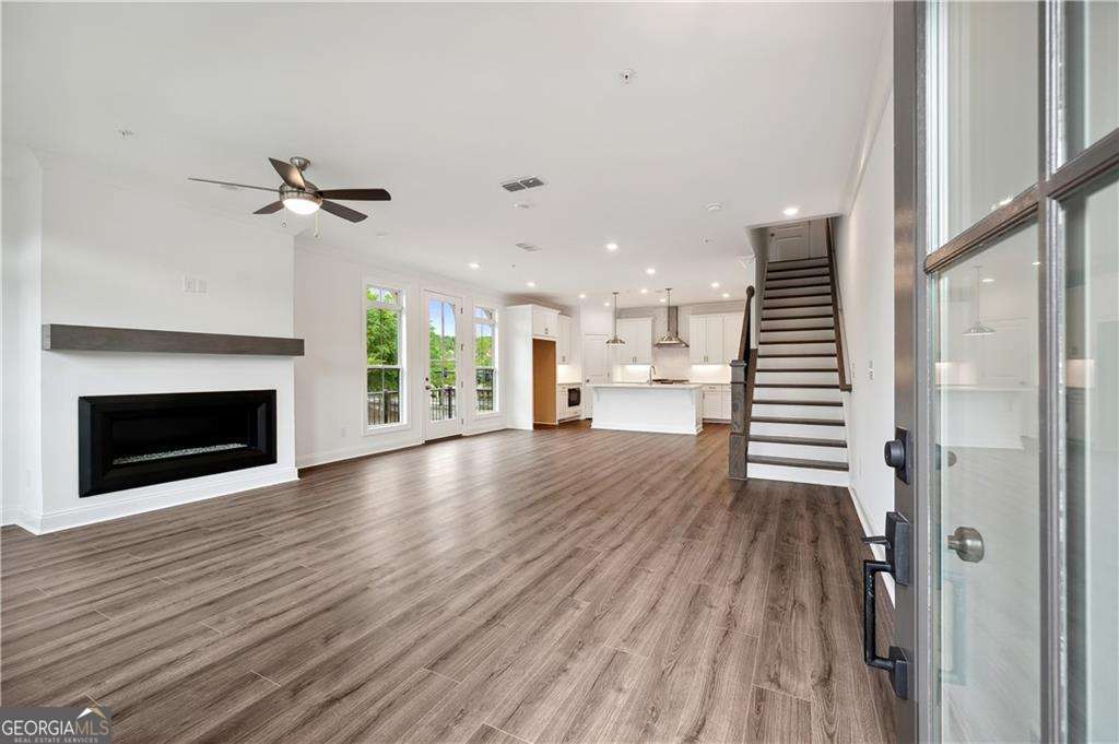 Ecco Park - Residential Lease