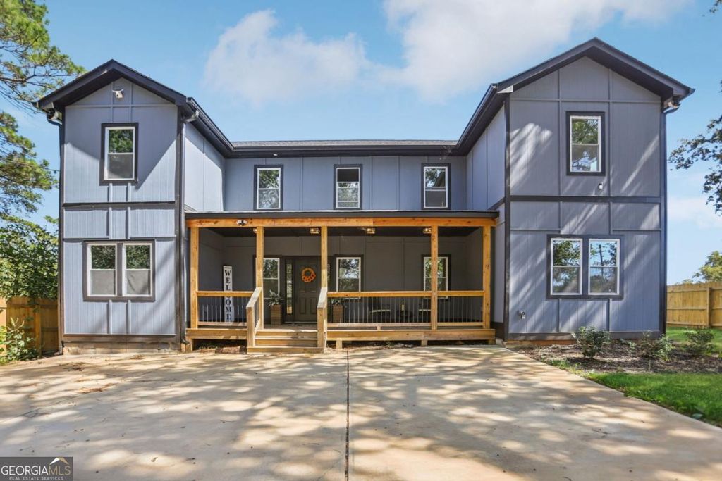 Photo of 1400 Bouldercrest Road, Atlanta, GA 30316 (MLS # 10722059)