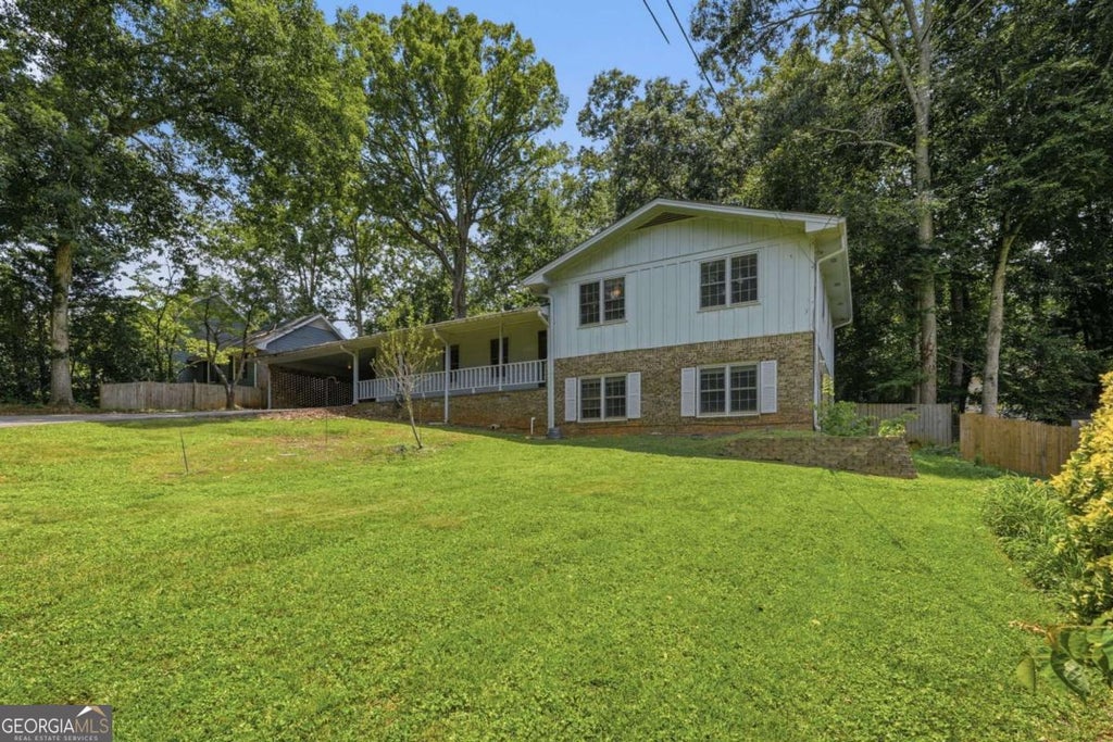 Photo of 4362 White Oak Drive, Buford, GA 30518 (MLS # 10804025)