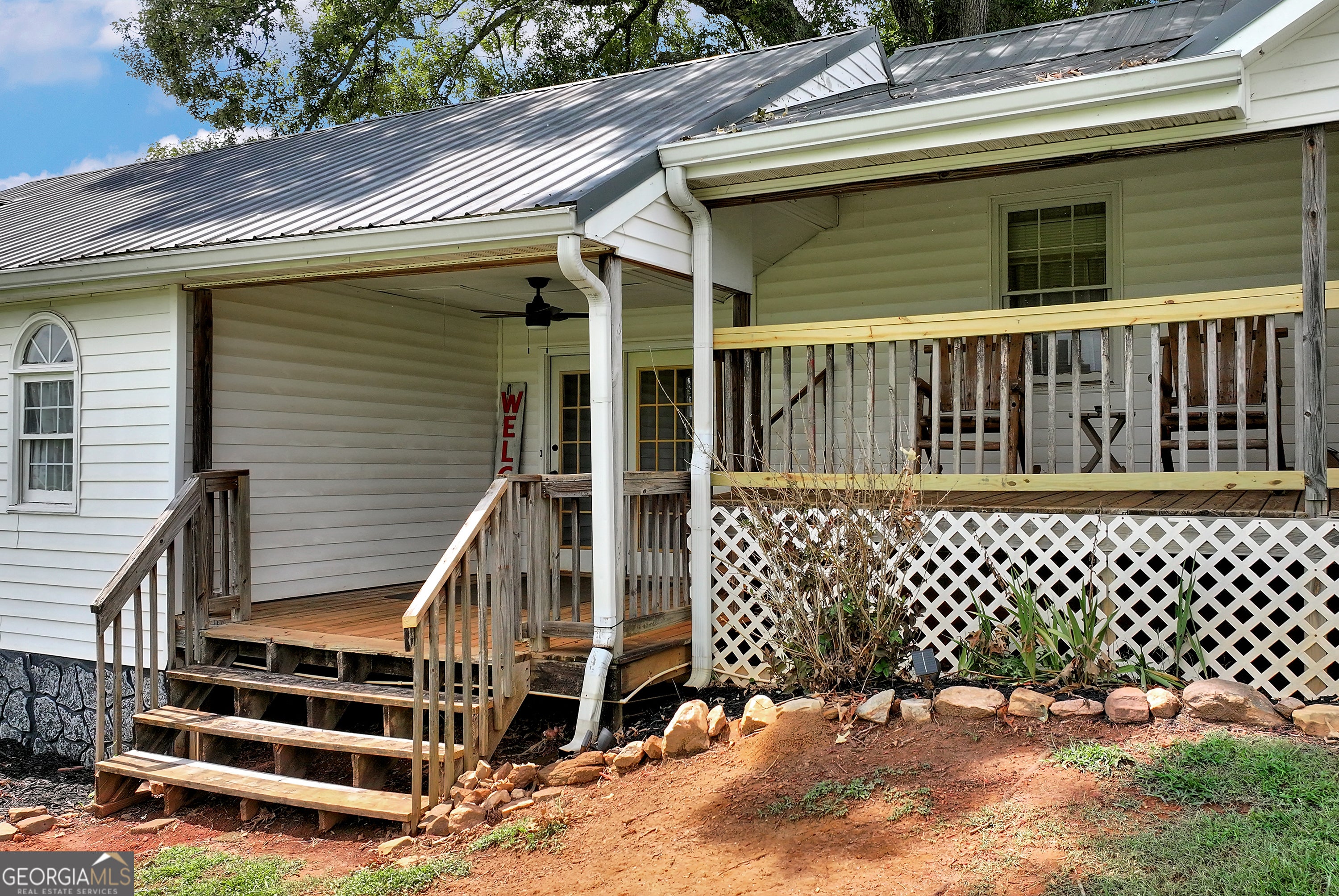 6009 Holly Springs RD