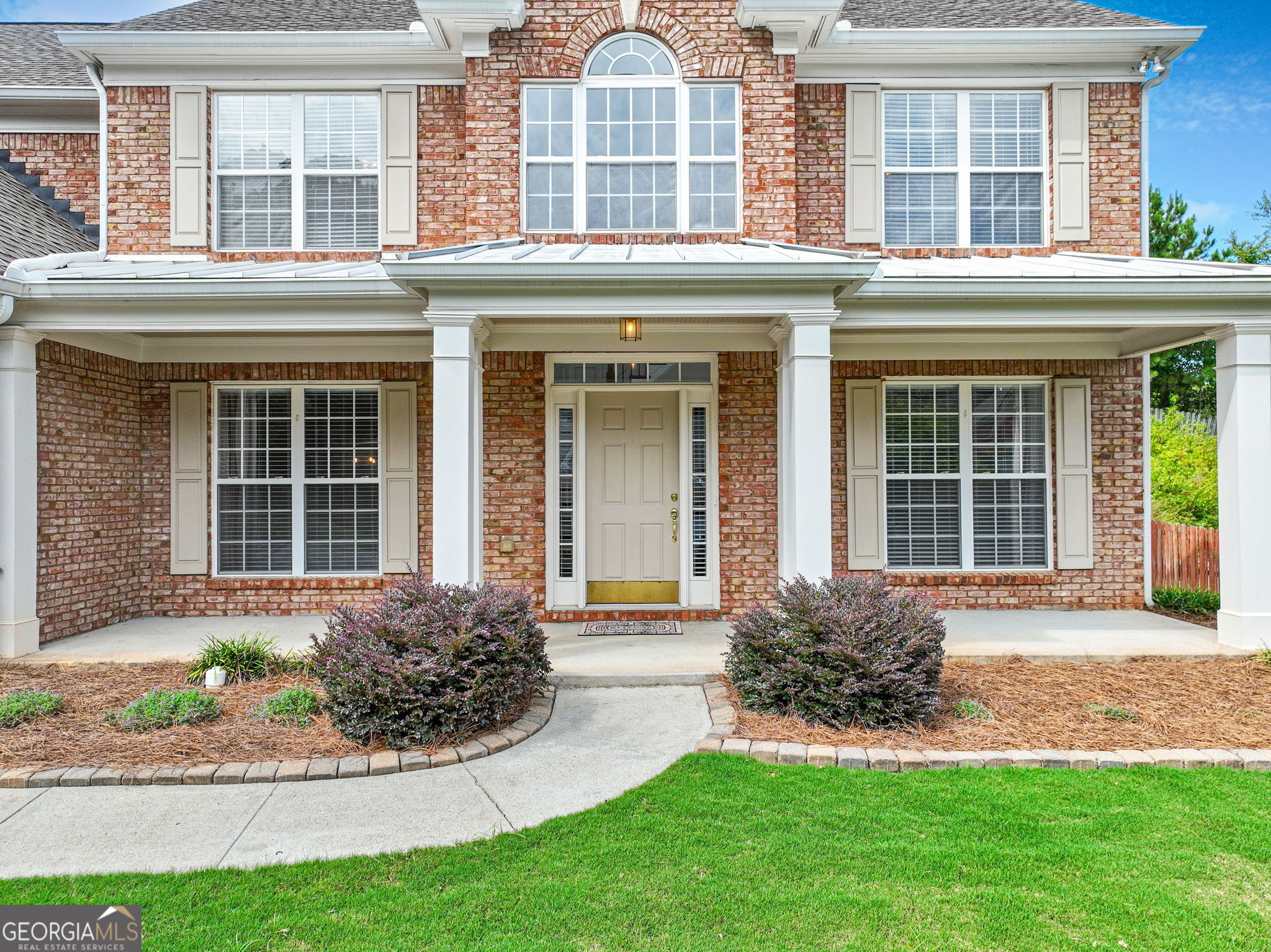 200 Henley PL