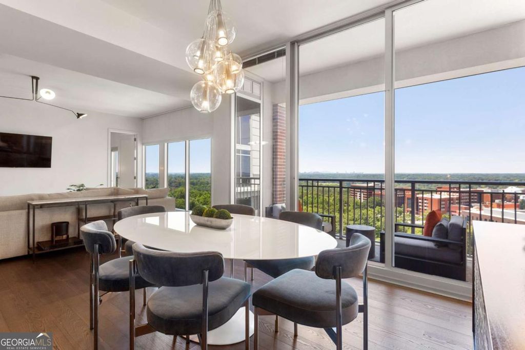 Photo of 1820 Peachtree Street #1709, Atlanta, GA 30309 (MLS # 10673786)