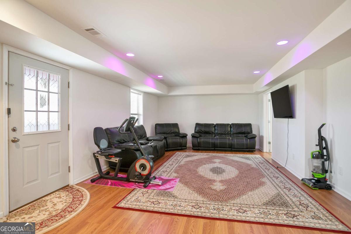 Wyngate Point - Residential